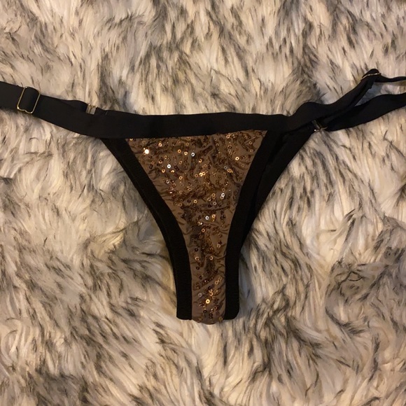 Beach Bunny After Dark gold sequin bikini - Picture 5 of 7